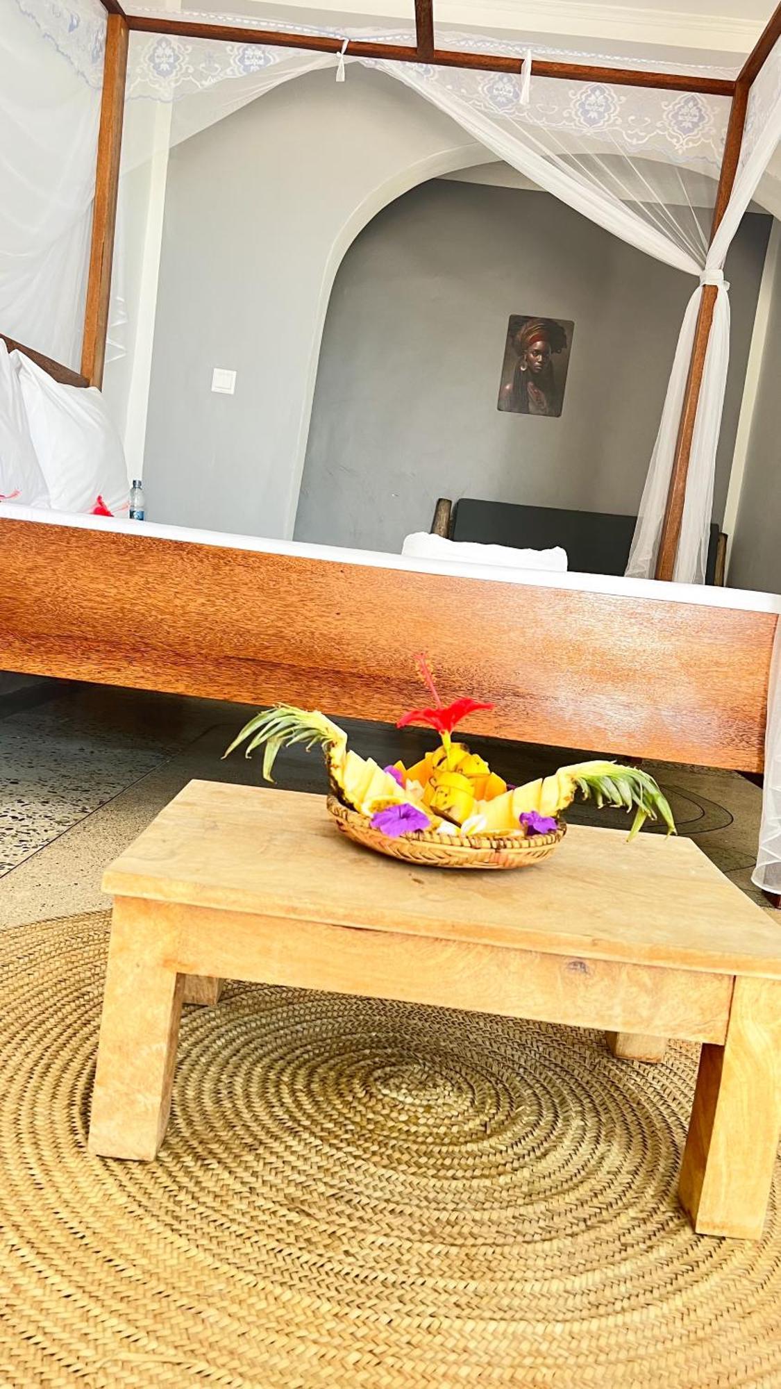 Seashore Hotel 4*