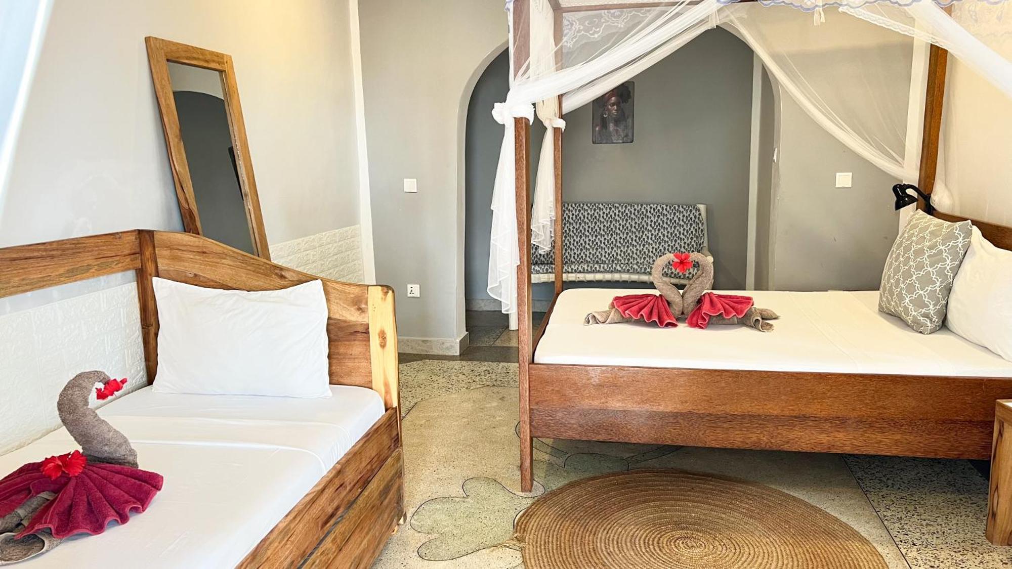 Seashore Hotel 4*